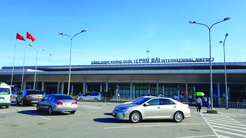 hue-airport