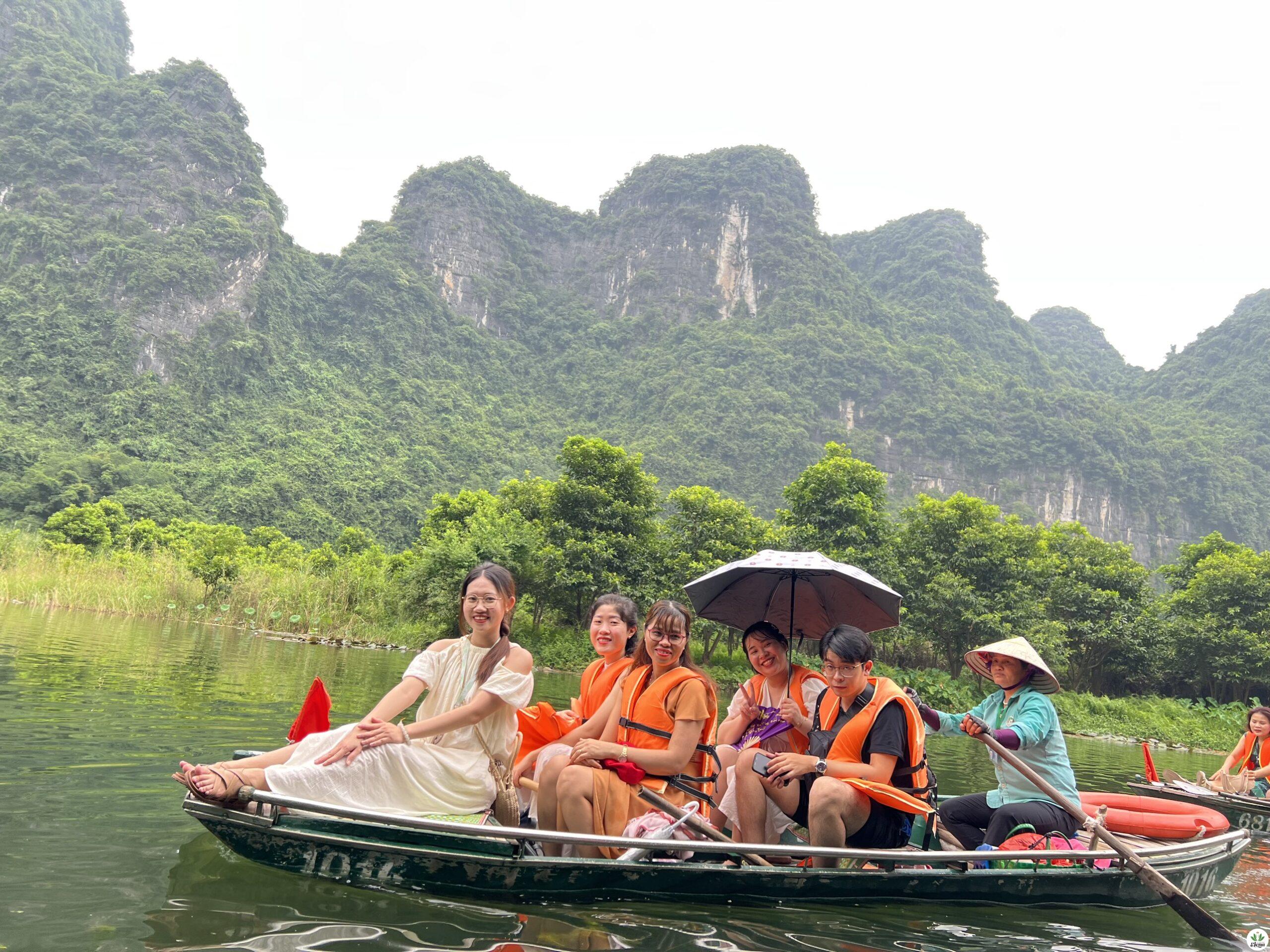Tam Chuc Pagoda- Bai Dinh pagoda- Mua Cave- Trang An